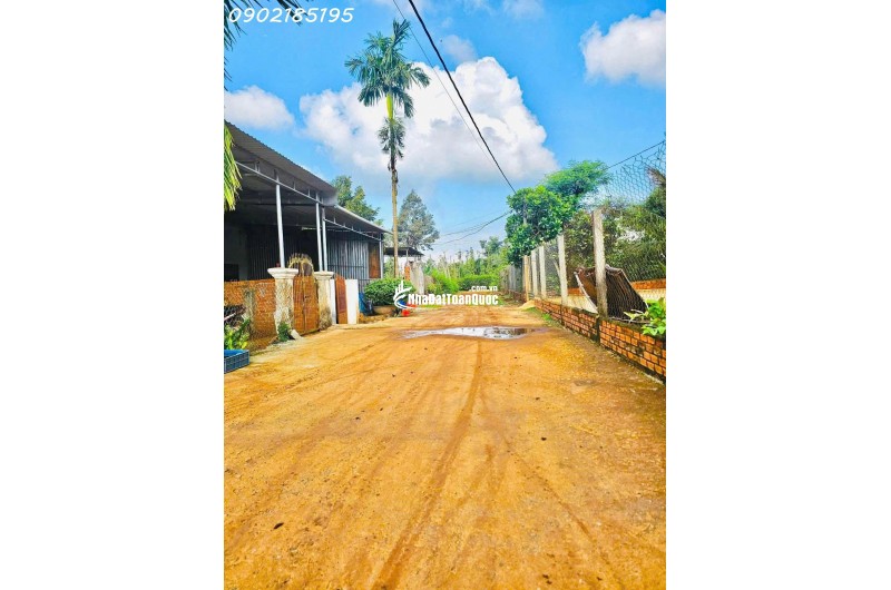 LÔ ĐẤT SỔ ĐỎ THỔ CƯ – PHƯỜNG TÂN LỢI – BUÔN MA THUỘT, CÁCH TRƯỜNG ĐẠI HỌC Y DƯỢC BUÔN MA THUỘT 4 km = 780 triệu